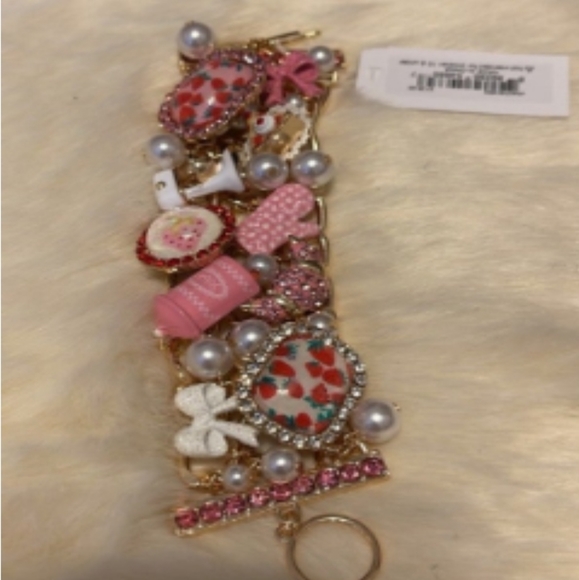 Betsey Johnson babycakes statement - Picture 5 of 7